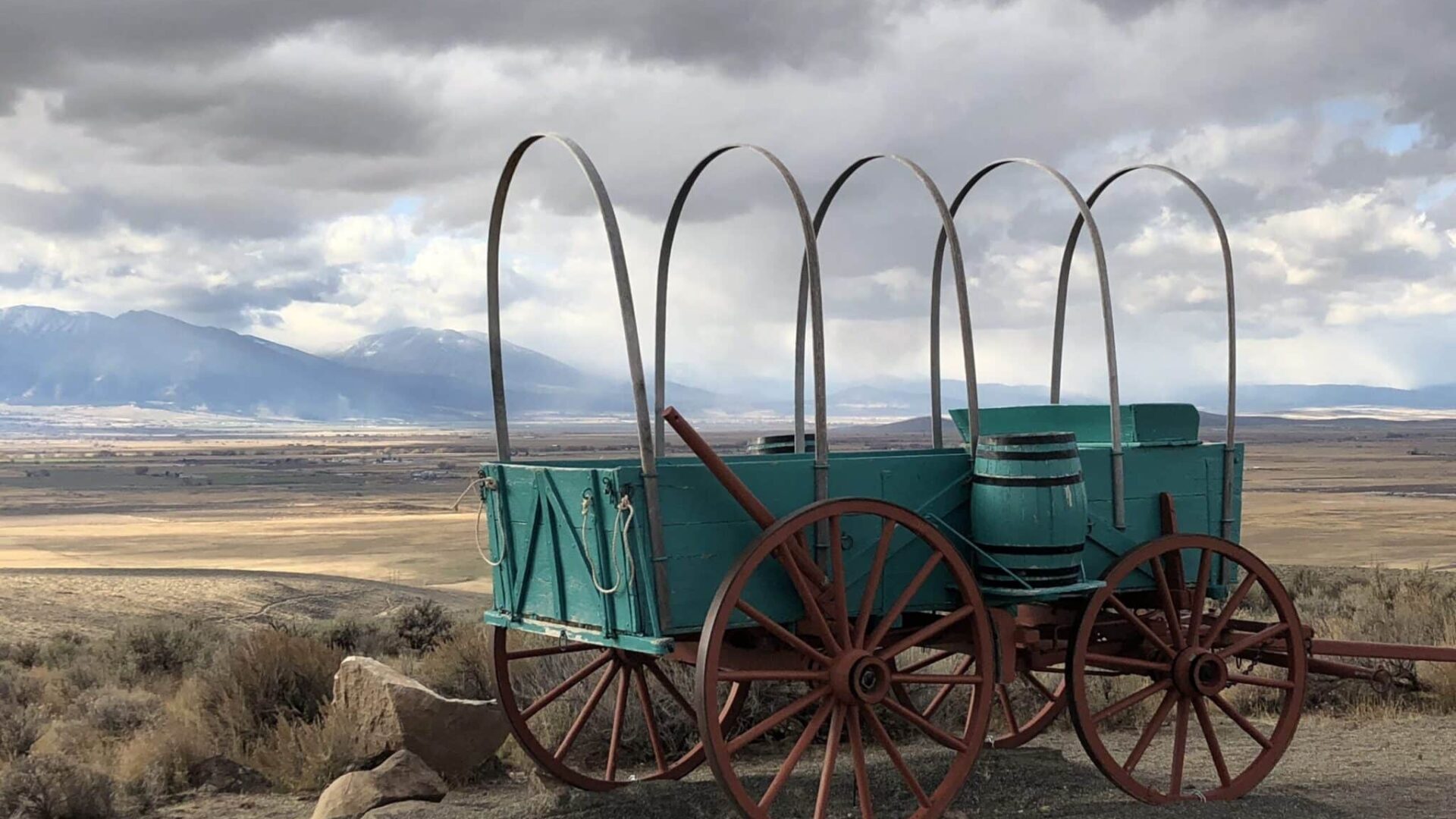 Oregon Tral Wagon in the sage