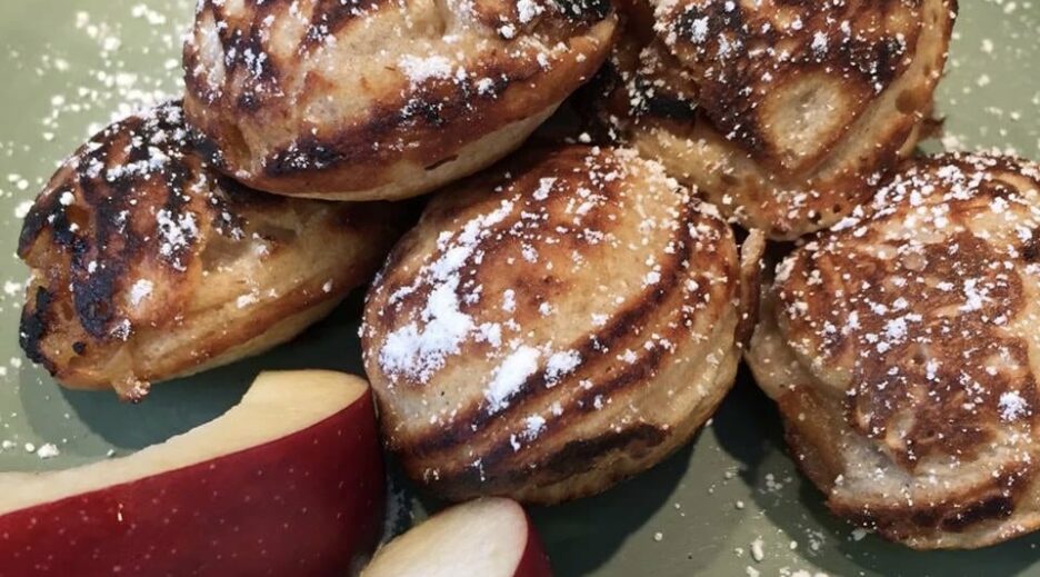 Aebleskivers with fresh apple slices